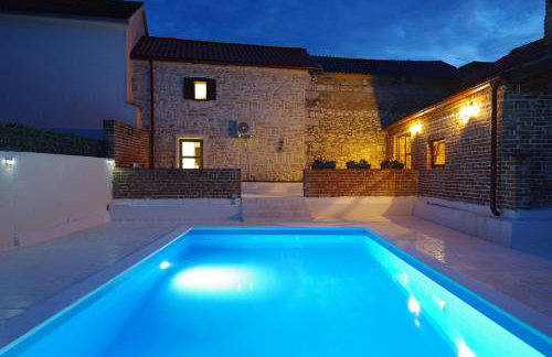 Villa Dora with private pool - Photo 12