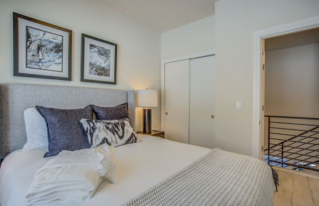 4BR Mnt Viewsmodern Urbanityrooftop Patio - Foto 14