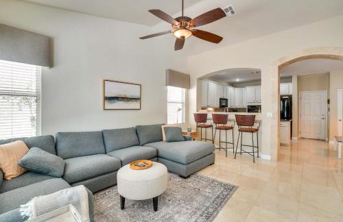 Upscale Henderson Hideaway with Private Patio! - Foto 7