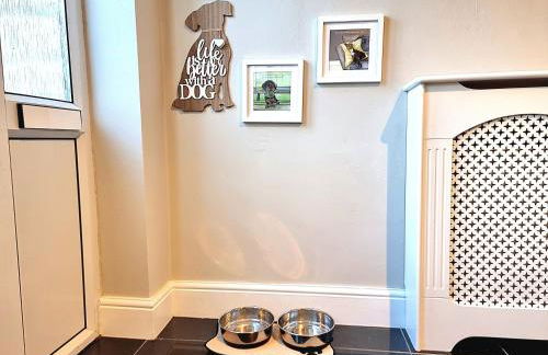 Spacious 4 Bed Holiday Home with Hot Tub & Parking near Matlock Peak District - Foto 38