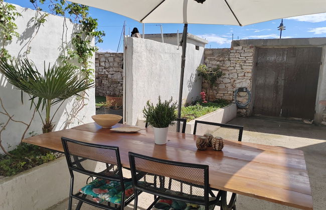 Stunning 2-bed House in Jezera With Sea Views - Photo 26