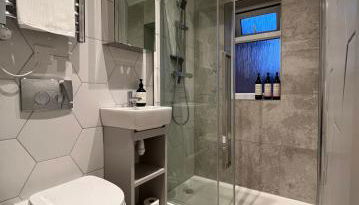 Red Brick House - Photo 5