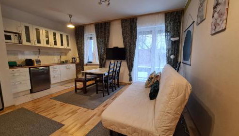 Apartament Zielony Ogród Ząbki - Foto 4, stove, minibar