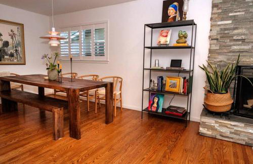 10 mins to SJC Fastest 2 Gigabit WiFI Open Floor BBQ Grill Fireplace Fenced Yard Pet Friendly - Foto 22