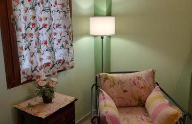 Angel House - Photo 2