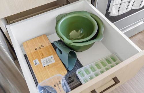 Lux 2BD Gym Rooftop Street Parking by DT UMN - Foto 23