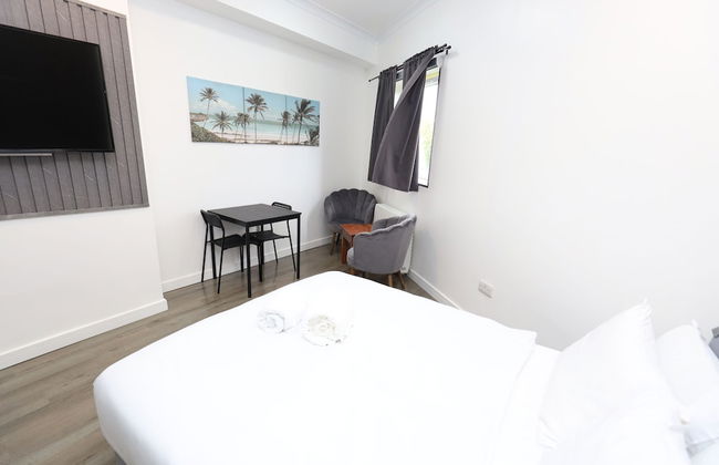 VR Apartments - Photo 32