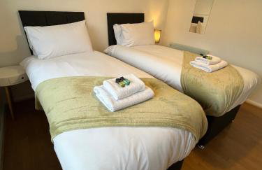 St Denys 2 bedroom flat, Convenient location next to station, Great for contractors - Foto 7