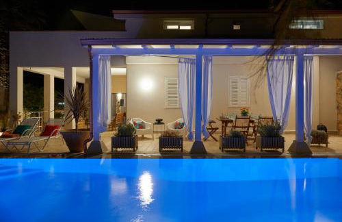 Villa Zamia con piscina - Foto 49