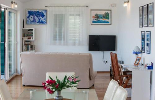 Seaview Suite Lissa - Photo 19