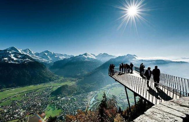 Pristine Home in a Charming Village, Large Grassy Sunbathing Area, View of the Mönch and Jungfrau - Foto 32