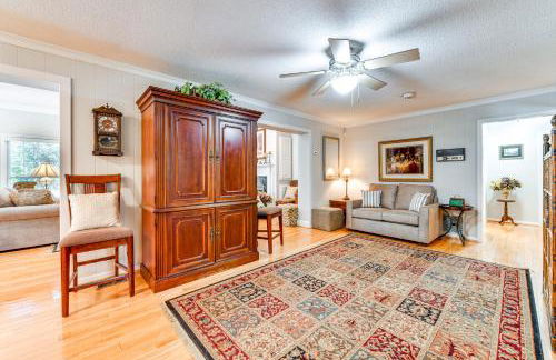 1 Mi to Dtwn Home with Fire Pit and Deck in Hudson! - Foto 4