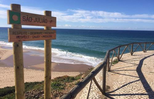 São Julião Beach - Foto 30