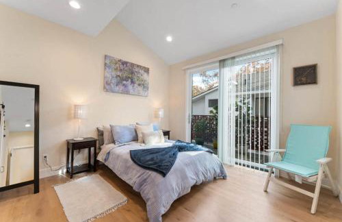 Spacious Mountain View 4 Bedroom Modern Home - Foto 25