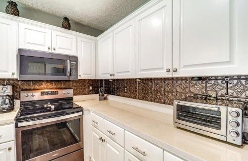 6 Mi to Sugar Mtn Slopes Seven Devils Condo! - Foto 9