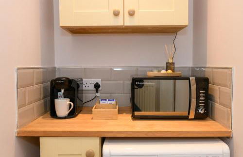 Joseph Suite - Stylish 3BR Home with Parking & WIFI - Foto 22