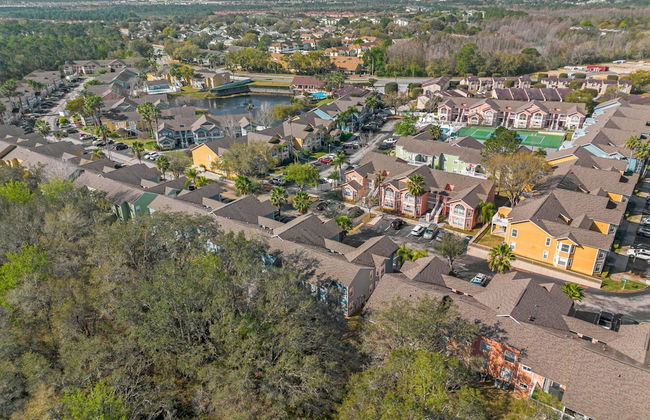 Upstay - Unbeatable Location Condo w Garden Patio - Photo 24