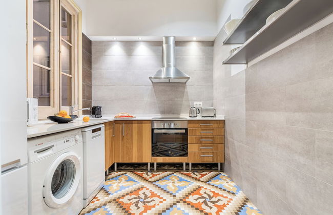 Fuster Apartments By Aspasios - Photo 37