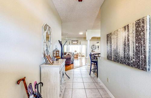 1 Mi to Lake Sumter! Family Retreat with Large Patio - Foto 32