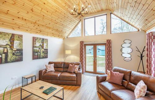 Thistle Lodge 21 with Hot Tub - Foto 3