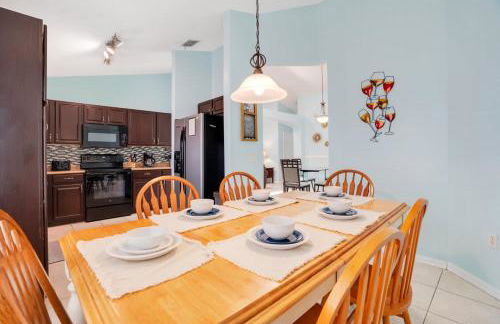 Relaxing Retreat with Pool and Movie Theater - Foto 16