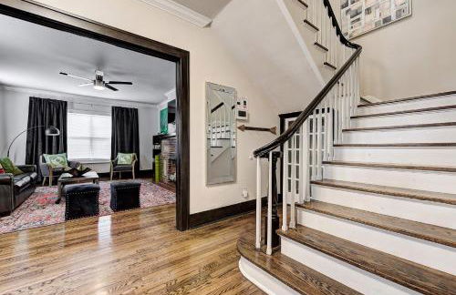 Howes Capitol II-Sleek & spacious-walk to OU Med - Foto 1