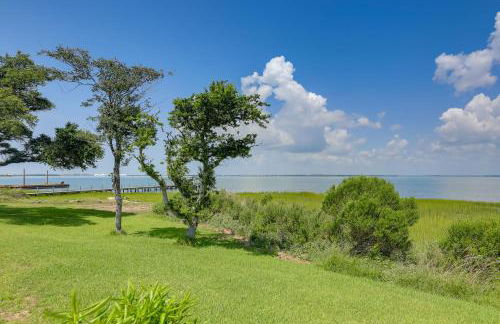 Waterfront Vacation Rental Home on Newport River! - Foto 23