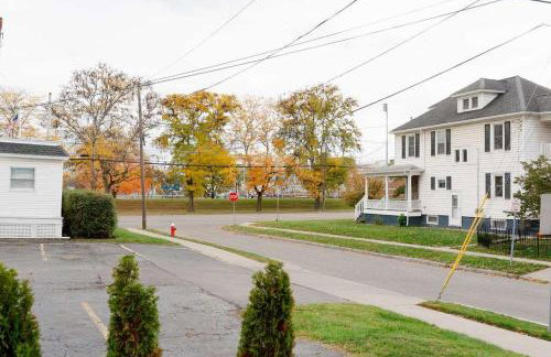 Jefferson & Grounds 3BR Steps from HWS and Hot Tub - Foto 37