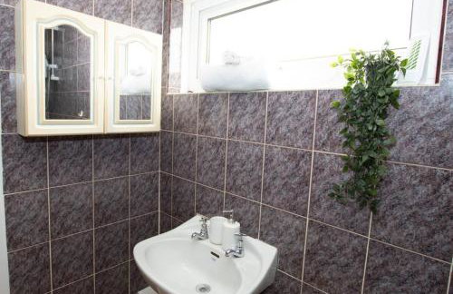 Luxurious 3 Bedroom Home Rotherham - Foto 22