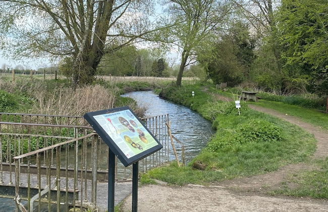Oxfordshire Village Cottage With Private Garden - Foto 16