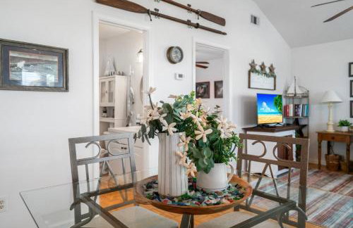 Seaside Sunrise: A Peaceful Escape by the Ocean - Foto 9