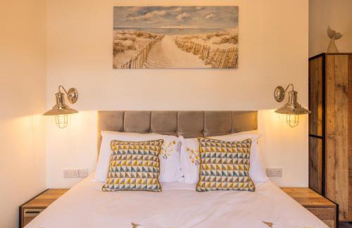 Den of Joy Humberston Fitties sleeps 6,hot tub,log burner - Foto 14