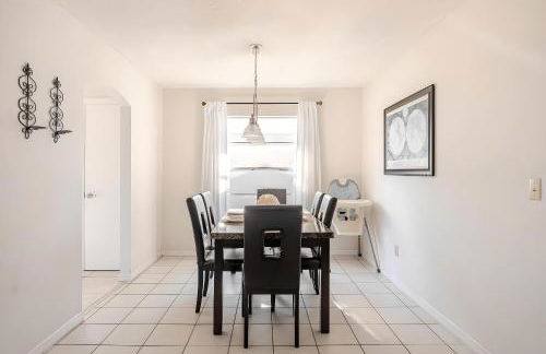 3Q/2B Vista para o Lago c/piscina | 10min->Disney - Foto 10