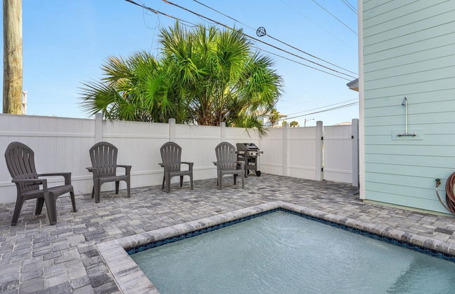 Spectacular 3br 4ba w/ Private Pool, 2 Min Walk to Beach - Sleeps 15! - Foto 26