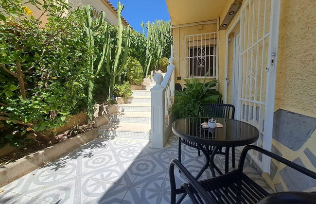 La Marina Oasis, 2-beds, Sleeps 4, 10 min to Beach - Foto 29