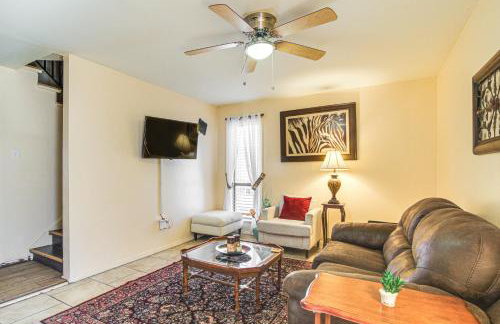 17 Mi to Dtwn Memphis Townhome with Fenced Yard! - Foto 2