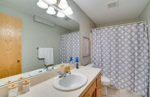5 Mi to Dtwn Pet-Friendly Wheatland Twin Home! - Foto 18