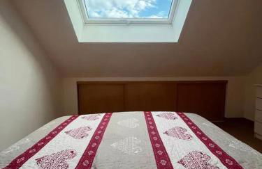 Maison chaleureuse à Saint-Aventin avec jardin et vue montagne - Foto 6