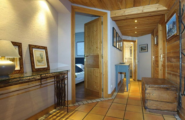 Large Chalet With Barrel Sauna and Whirlpool - Foto 24