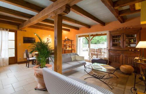 Du Levant au Couchant - 2 gîtes mitoyens à Caylus - Piscine - Jardin - 5 chambres - 12 personnes - 5 minutes du village médiéval - Foto 3