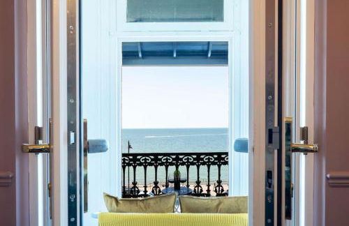 Stylish Beachfront Luxury Apartment, Sweeping Ocean Views and Log Burner - Foto 74