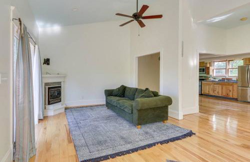 Nature Escape - Pond, Dock, Fire Pit, Trails - Foto 19