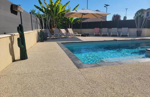 Villa des Oliviers Sublime villa avec piscine chauffée et privée et baby foot - Foto 50