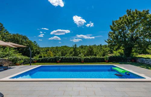 Villa Lastavica pod Ruzon, two beautiful villas in the heart of Istria - Photo 2