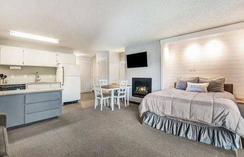 Riverfront Condo Next to Park and Downtown Bend - Foto 2