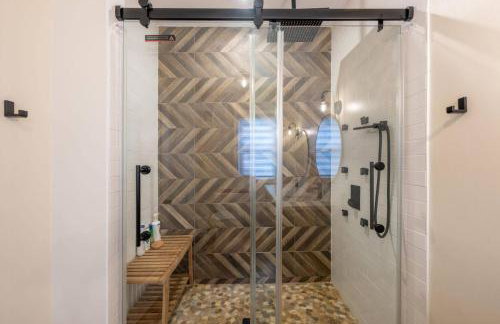 Pool House Near NYC FIFA Stay for Groups - Foto 24