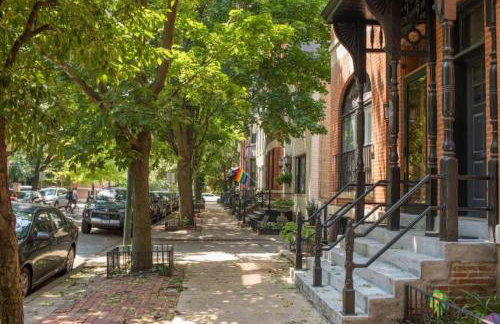 Top 1 Rated 4BR Lincoln Park House - King Bed - Photo 70