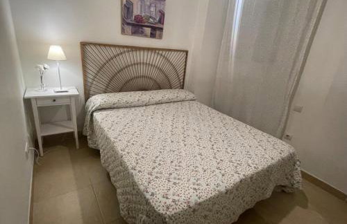 Apartamento con piscina y terraza muy cerca de la playa - Foto 26