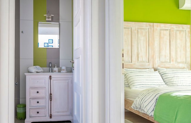 Seabreeze Villa - with Jacuzzi & heated pool - Photo 14