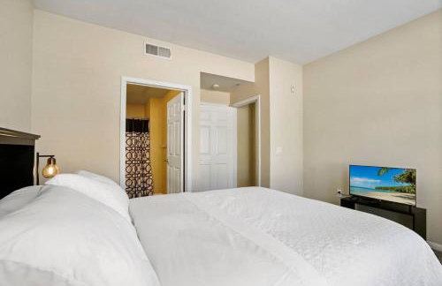 Luxury 2BR/2BA!5Min to Disney! Angelstadium! HondaCenter. - Photo 5